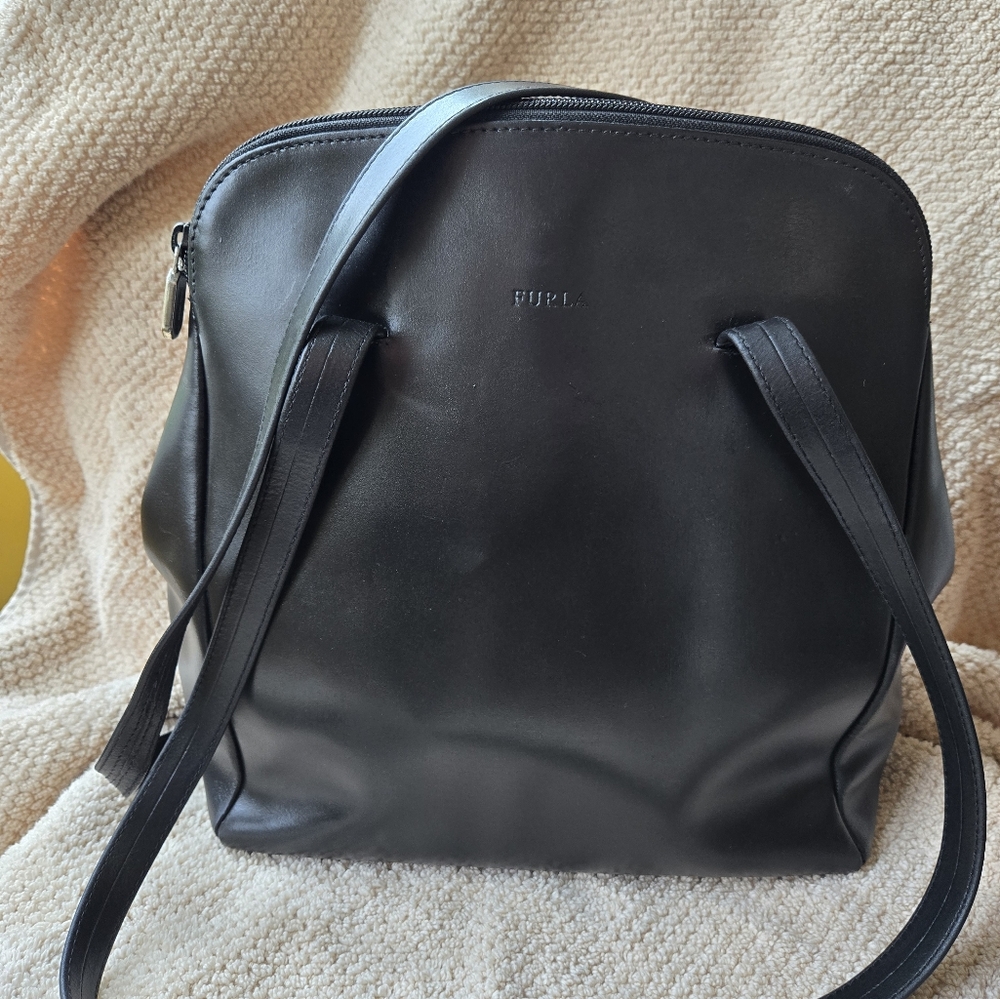 Furla Black Leather Shoulder Bag